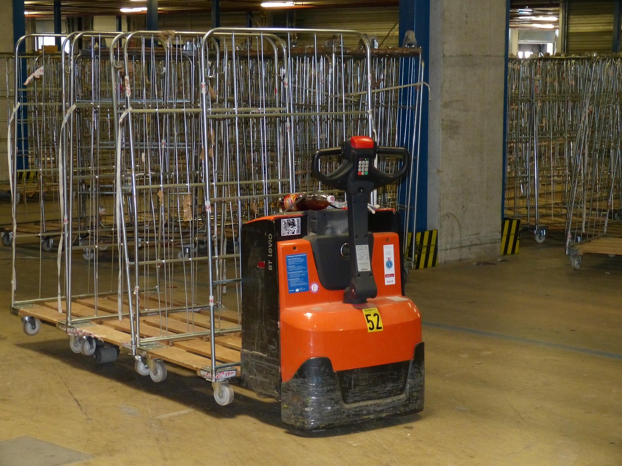 MFCS warehouse operations